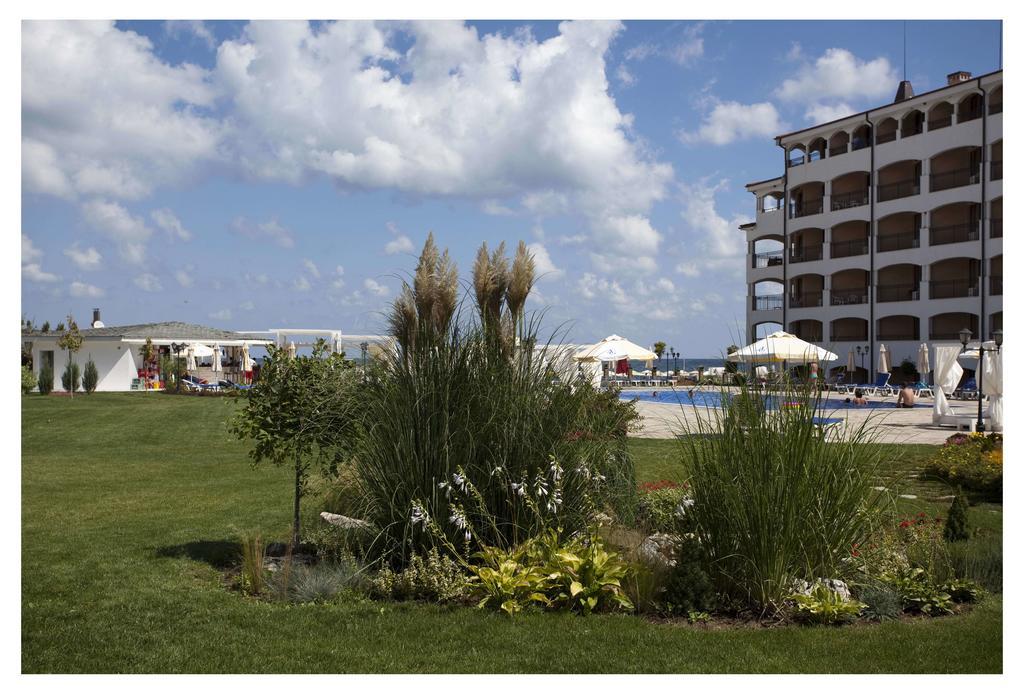 Aparthotel Regina Mare Tsarevo Luaran gambar