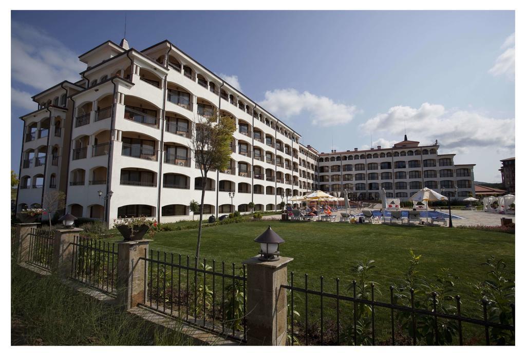 Aparthotel Regina Mare Tsarevo Luaran gambar