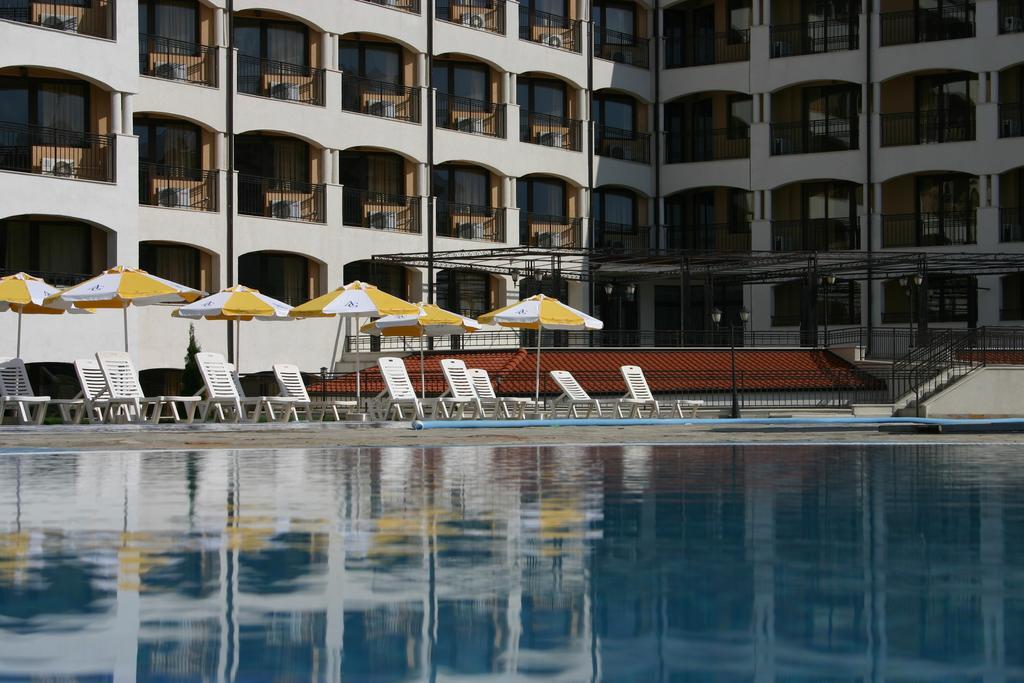 Aparthotel Regina Mare Tsarevo Luaran gambar