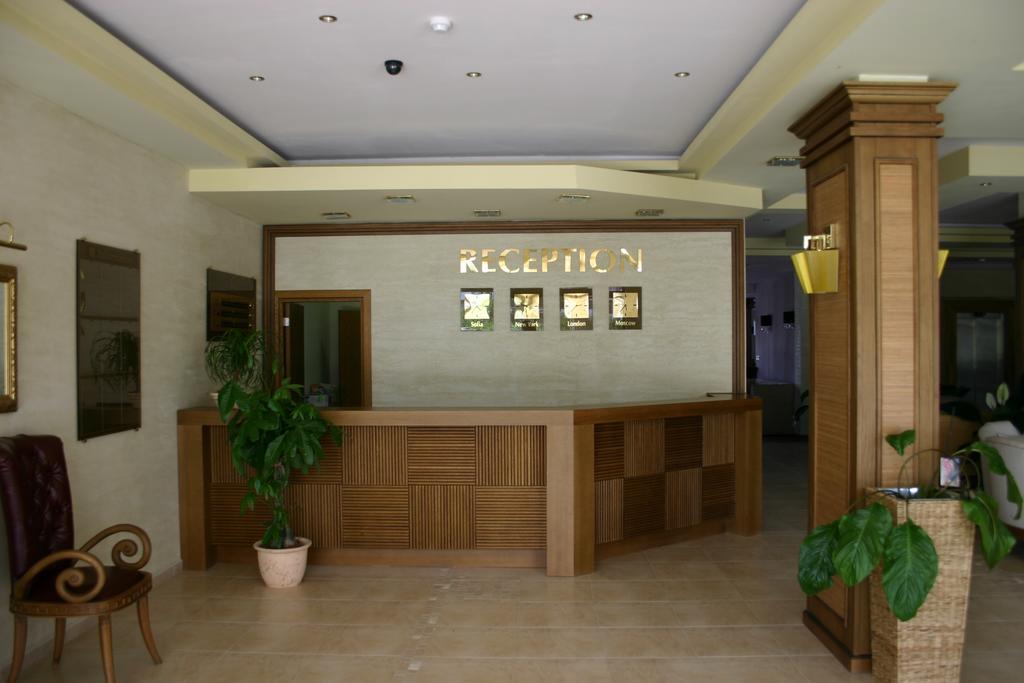 Aparthotel Regina Mare Tsarevo Luaran gambar