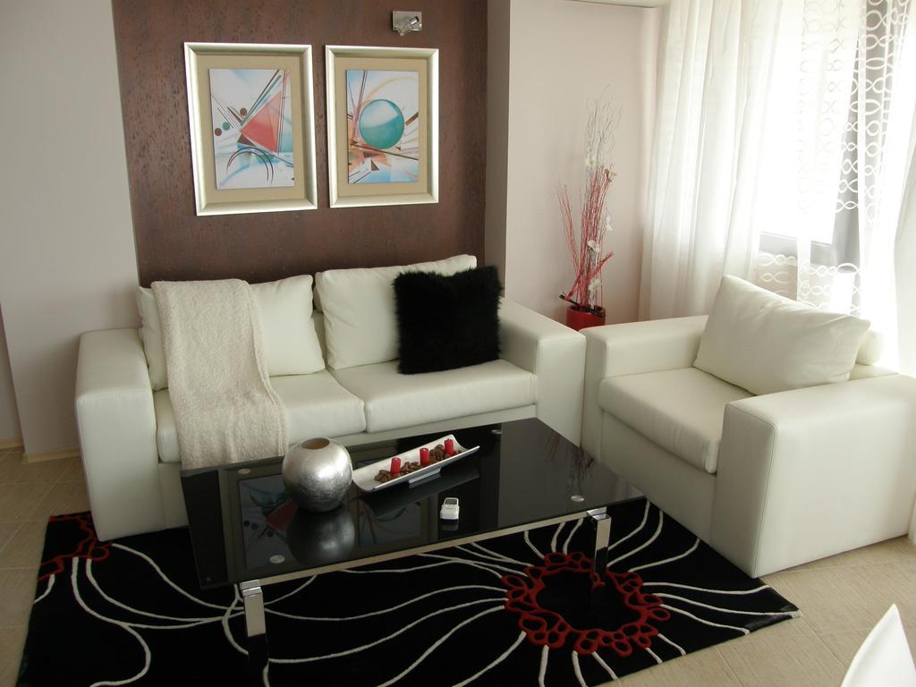 Aparthotel Regina Mare Tsarevo Bilik gambar